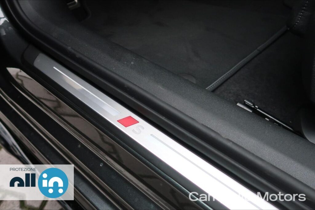 AUDI A5 Avant 2.0 TDI mhev+ 204cv S line Black Line quattro s-tronic  Km 0 Mestre