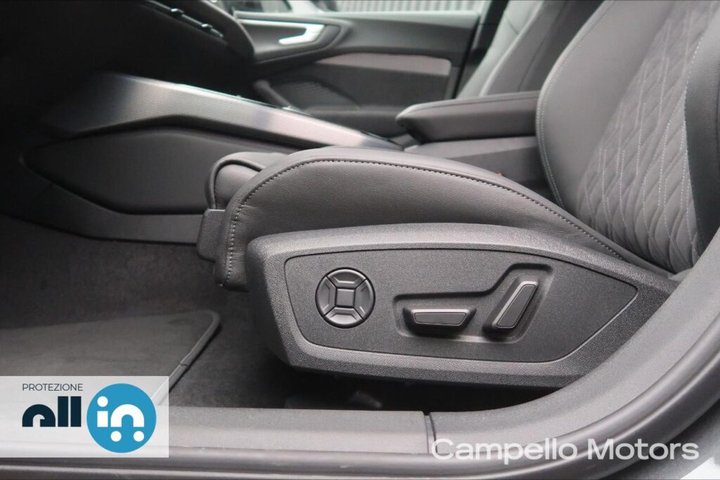 AUDI A5 Avant 2.0 TDI mhev+ 204cv S line Black Line quattro s-tronic  Km 0