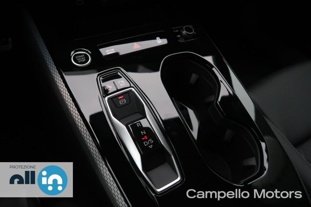 AUDI A5 Avant 2.0 TDI mhev+ 204cv S line Black Line quattro s-tronic  Km 0 Padova