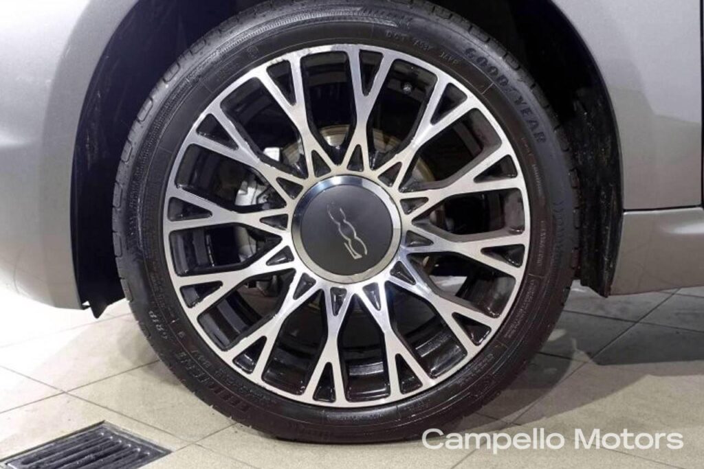 FIAT 500 1.0 70cv Hybrid Dolcevita MY23 Usato Padova