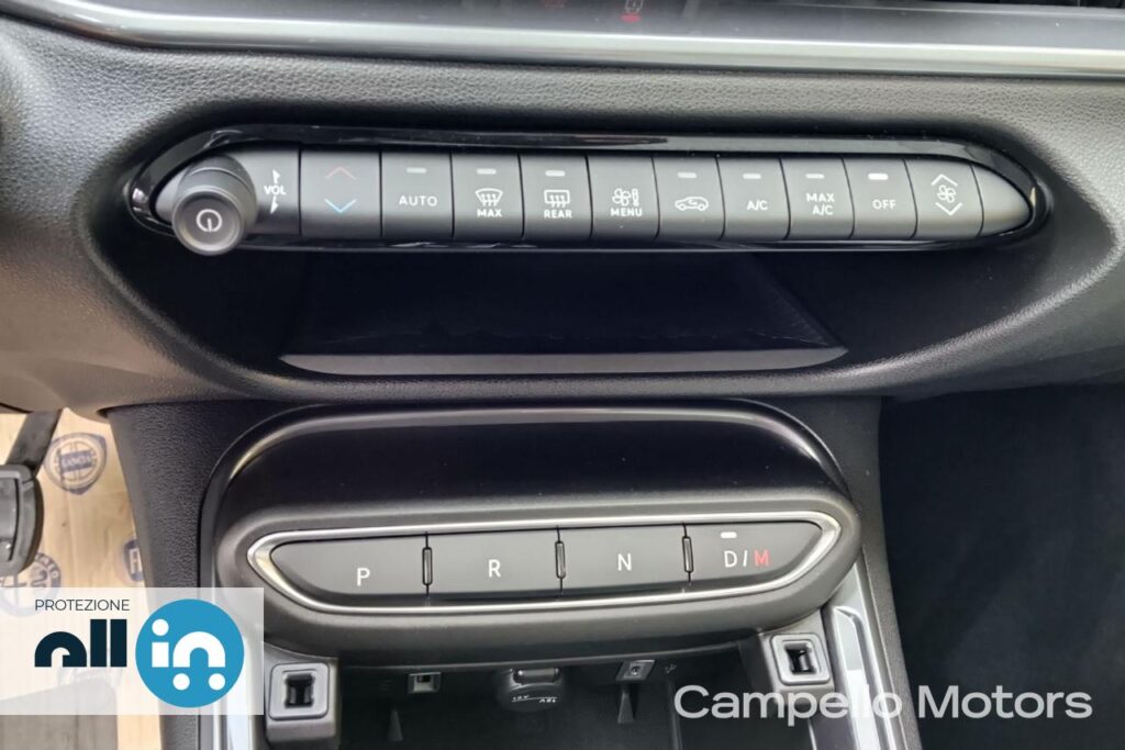 FIAT 600 1.2 Hybrid 100cv La Prima Km 0