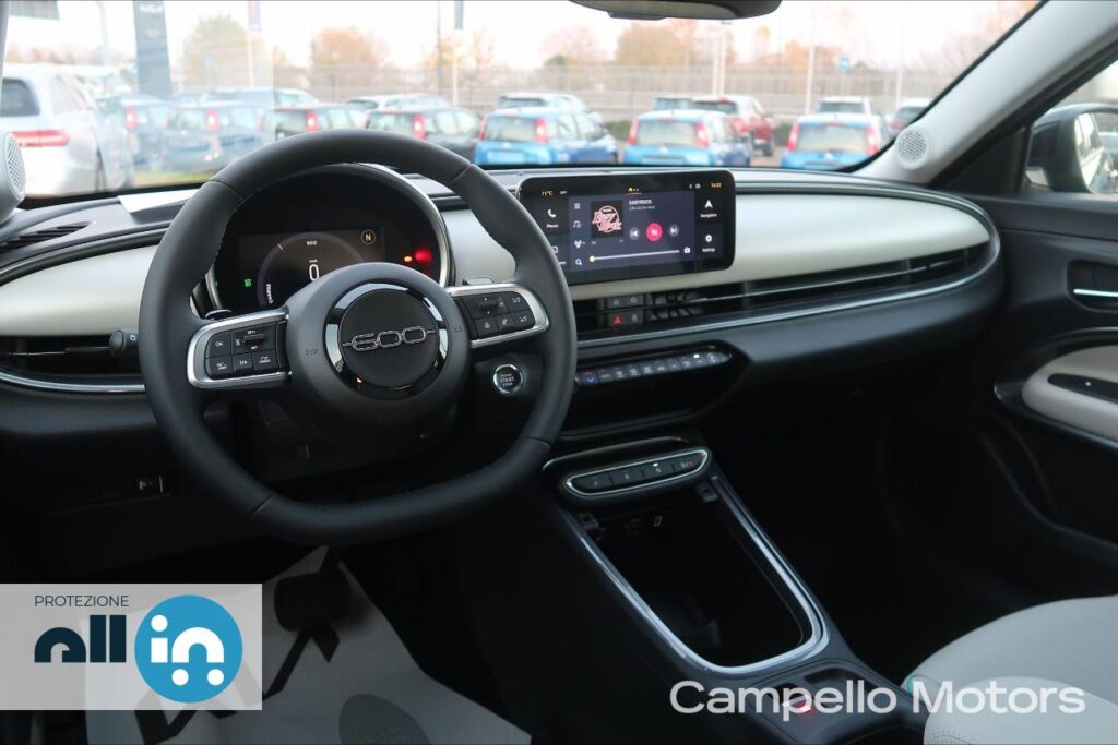 FIAT 600 1.2 Hybrid 136cv La Prima Km 0
