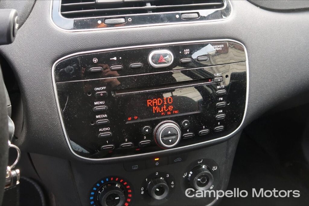 FIAT Punto 1.2 69cv 5p Lounge Usato Mirano