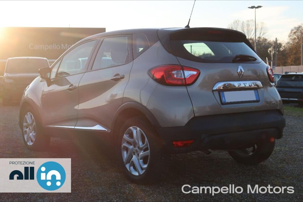 RENAULT Captur 1.5 dci 90cv Intens edc E6 Usato Mestre