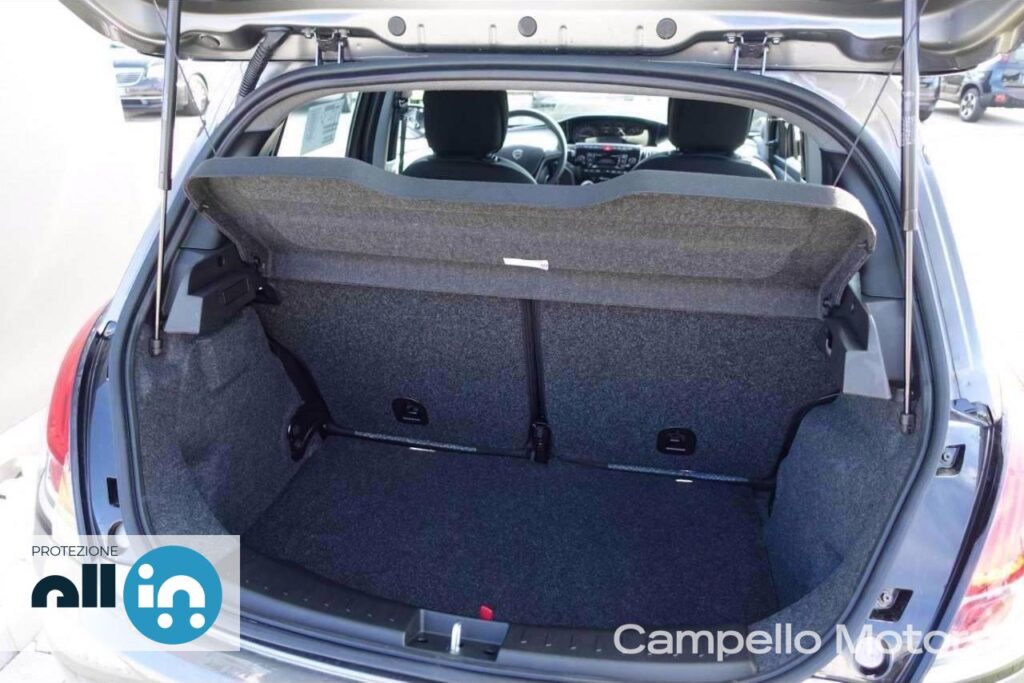 LANCIA Ypsilon 1.0 70cv Hybrid S&S Silver MY23 Usato Mestre Terraglio