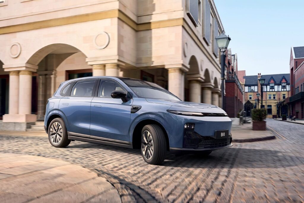 Nuova Leapmotor B10 REEV Hybrid Campello Motors