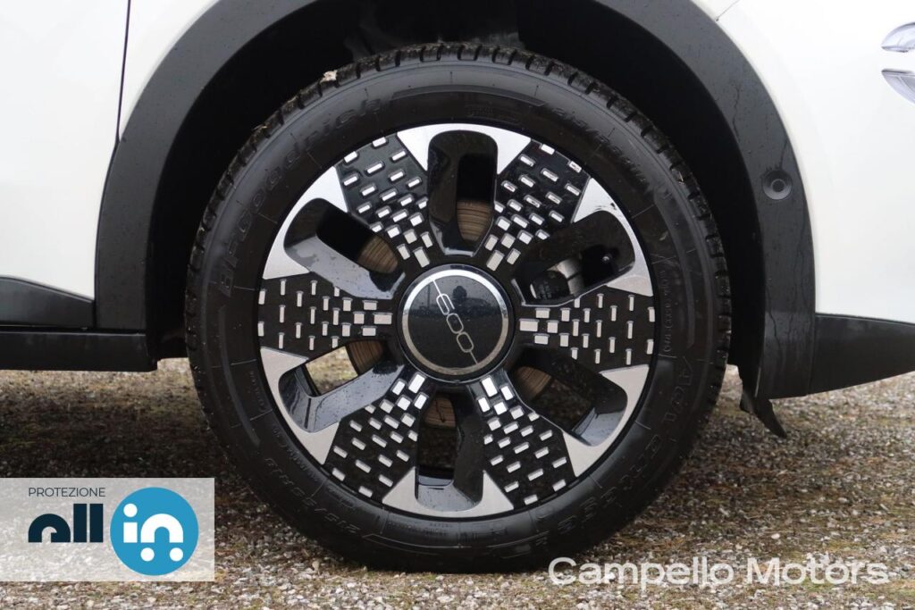 FIAT 600 1.2 Hybrid 100cv La Prima Usato