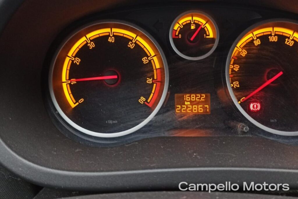 OPEL Corsa 1.2 80cv GPL-TECH 3 porte Edition Usato Padova