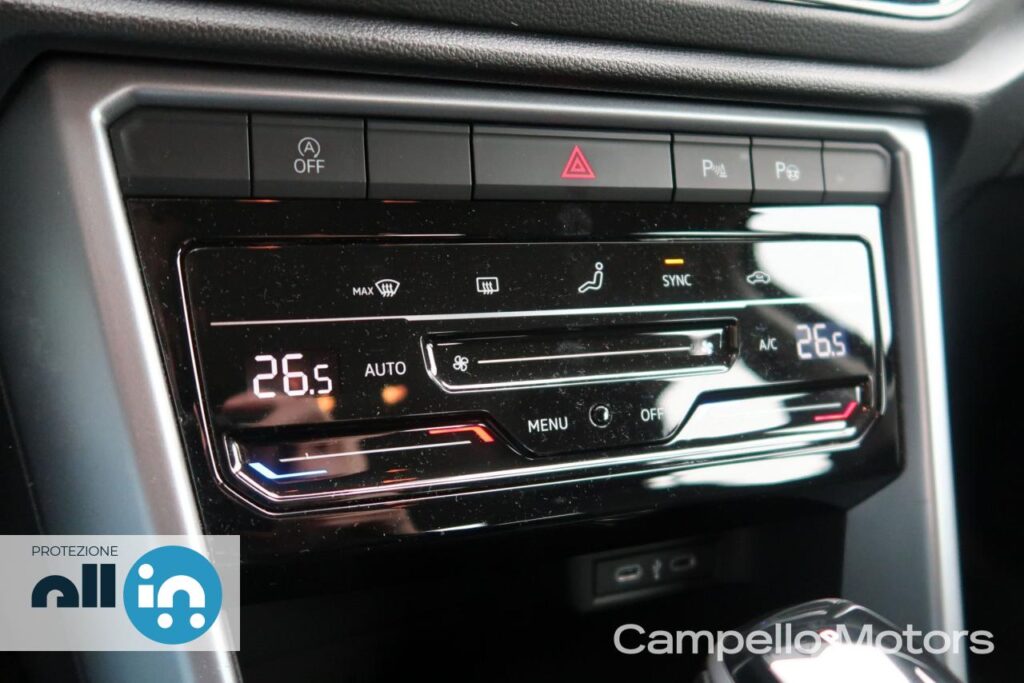 VOLKSWAGEN T-Roc 2.0 TDI 150cv Life DSG Usato Mestre