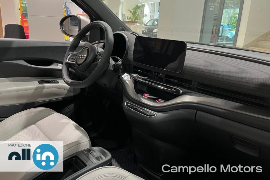 FIAT 500e Giorgio Armani 320 Berlina Km 0 Mirano