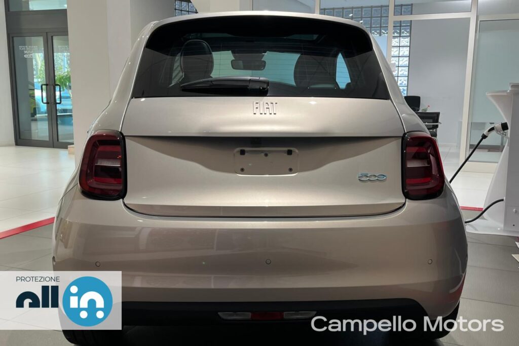 FIAT 500e Giorgio Armani 320 Berlina Km 0 Mirano
