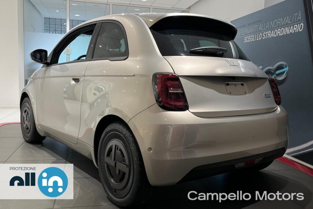 FIAT 500e Giorgio Armani 320 Berlina Km 0 Mirano