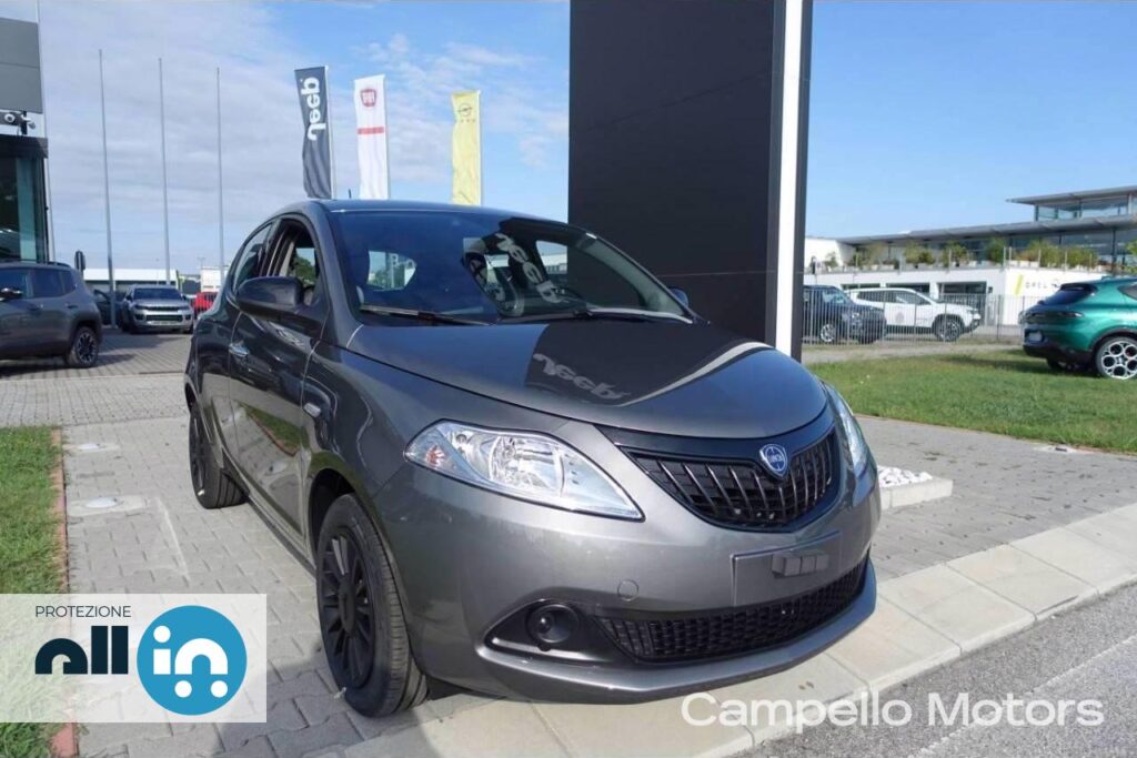 LANCIA Ypsilon 1.0 70cv Hybrid S&S Silver MY23 Usato Mestre Terraglio