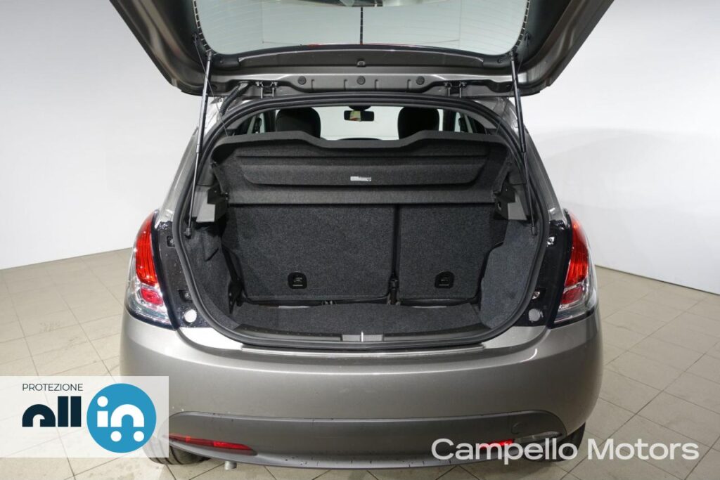 LANCIA Ypsilon 1.0 70cv Hybrid S&S Silver Plus MY23 Usato Mestre Terraglio