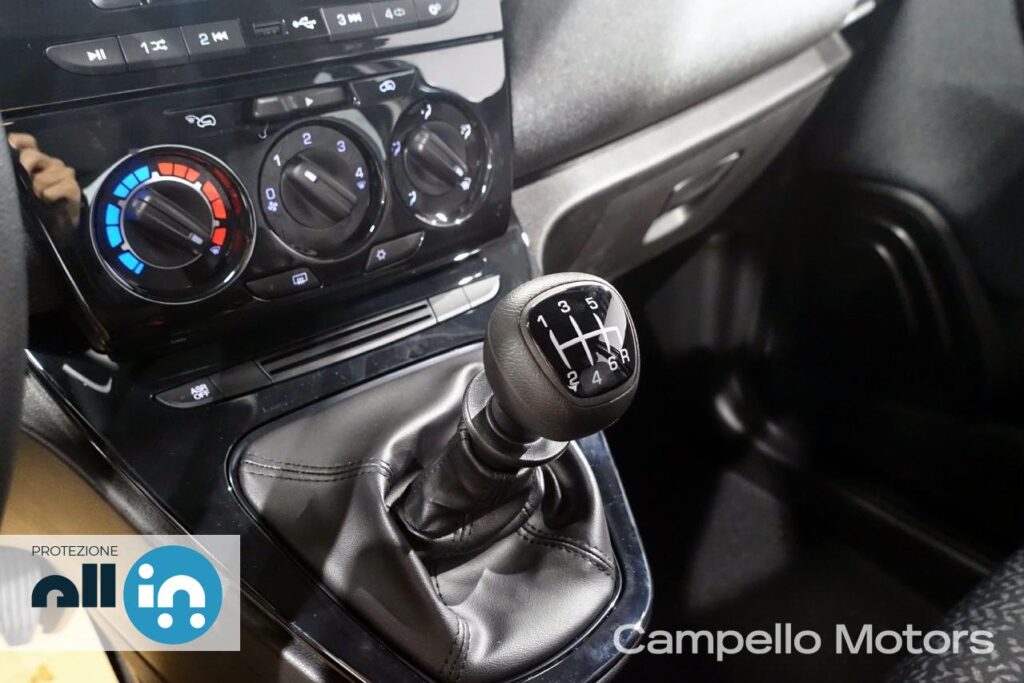 LANCIA Ypsilon 1.0 70cv Hybrid S&S Silver Plus MY23 Usato Mestre Terraglio