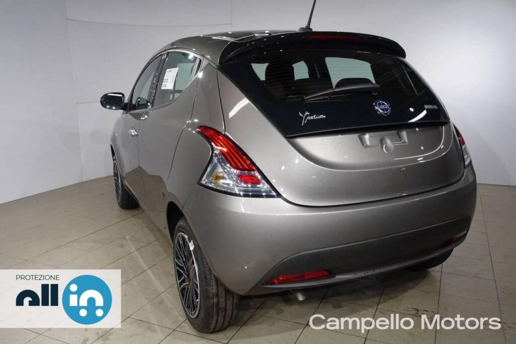 LANCIA Ypsilon 1.0 70cv Hybrid S&S Silver Plus MY23 Usato Mestre Terraglio