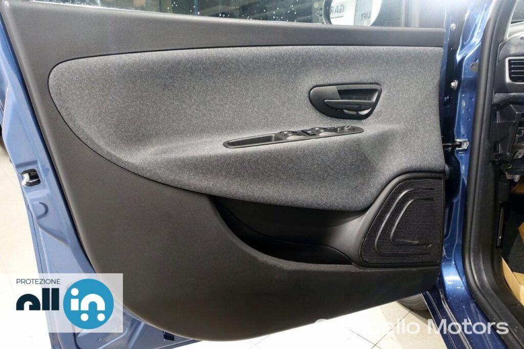 LANCIA Ypsilon 1.0 70cv Hybrid S&S Silver Plus MY23 Usato Mestre Terraglio