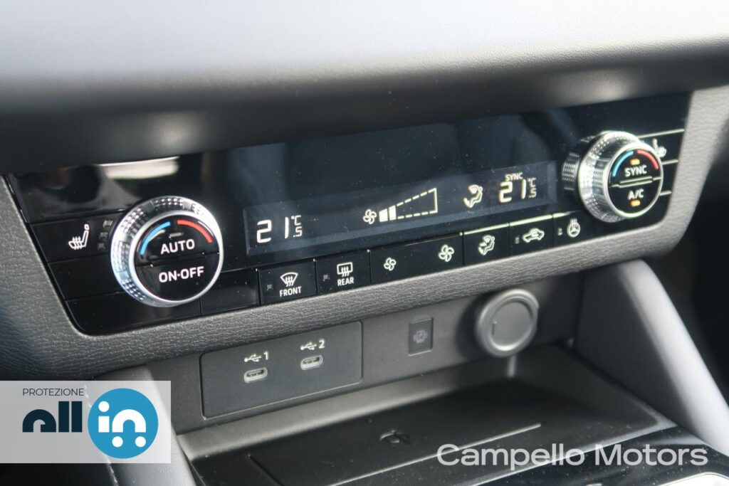 MITSUBISHI Outlander PHEV 2.4L INTENSE 4WD Km 0 Mestre Terraglio