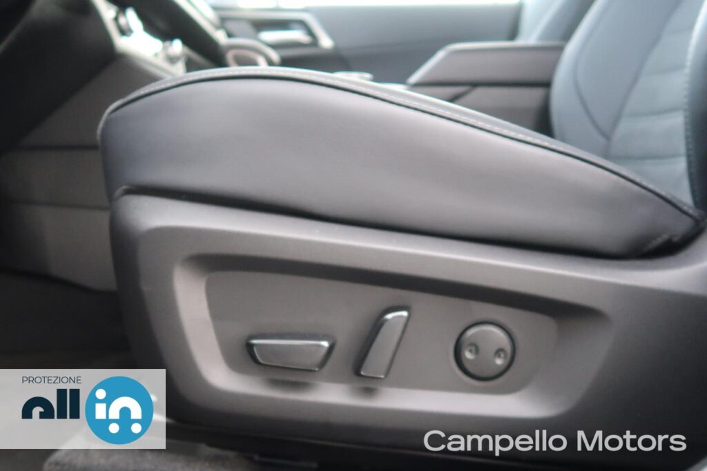 MITSUBISHI Outlander PHEV 2.4L INTENSE 4WD Km 0 Mestre Terraglio
