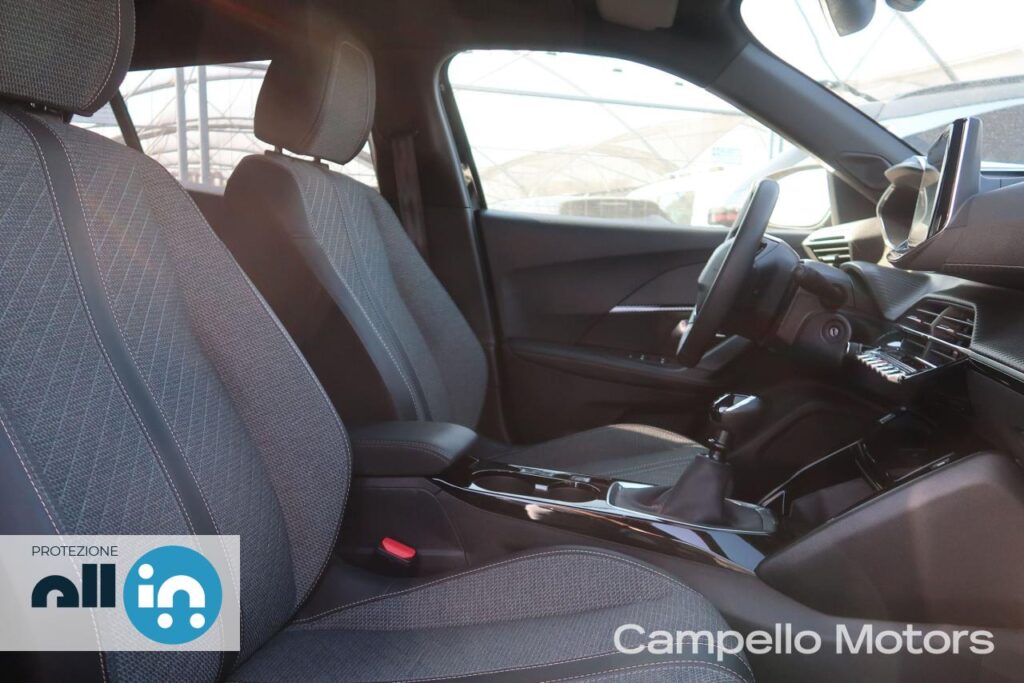 PEUGEOT 2008 1.2 puretech s&s 100cv Allure Usato Mestre Terraglio