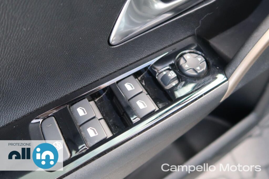 LANCIA Nuova Ypsilon 1.2 100cv Ibrida LX Usato Mestre Terraglio