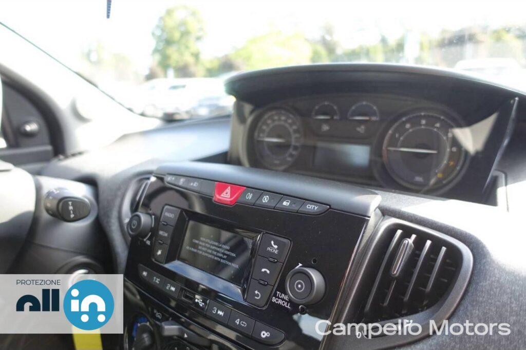 LANCIA Ypsilon 1.0 70cv Hybrid S&S Silver MY23 Usato Mestre Terraglio