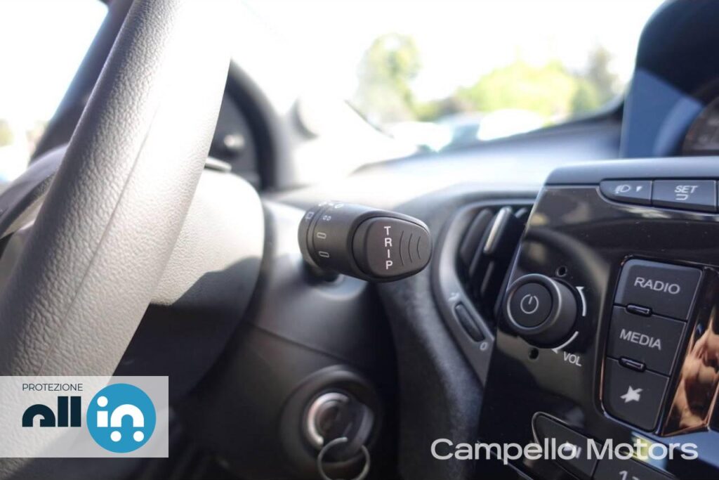 LANCIA Ypsilon 1.0 70cv Hybrid S&S Silver MY23 Usato Mestre Terraglio