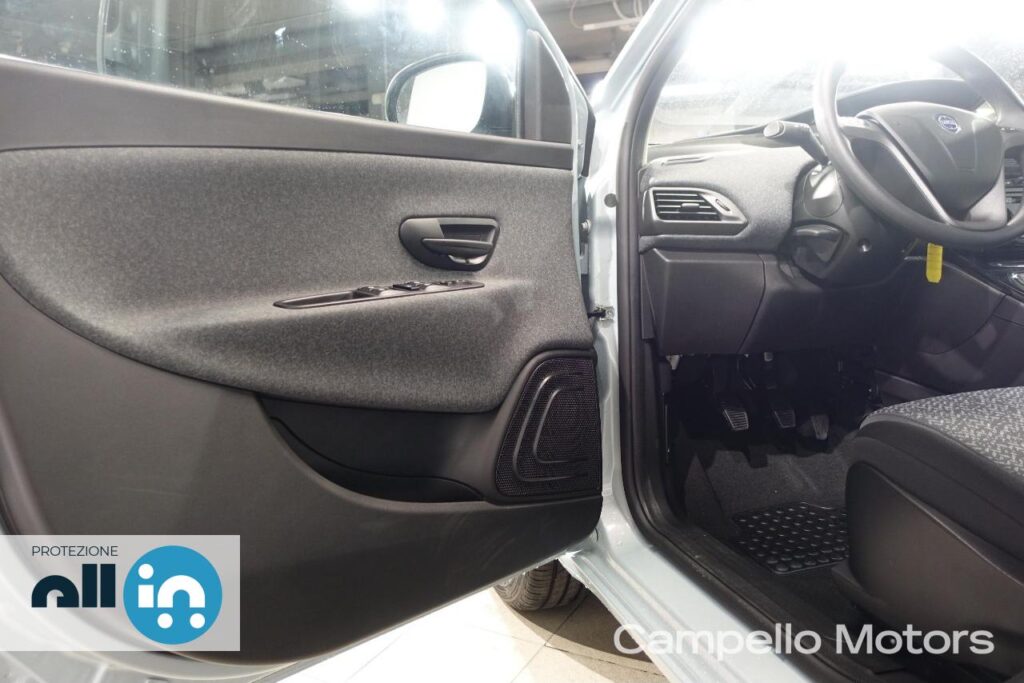 LANCIA Ypsilon 1.0 70cv Hybrid S&S Silver Plus MY23 Usato Mestre Terraglio