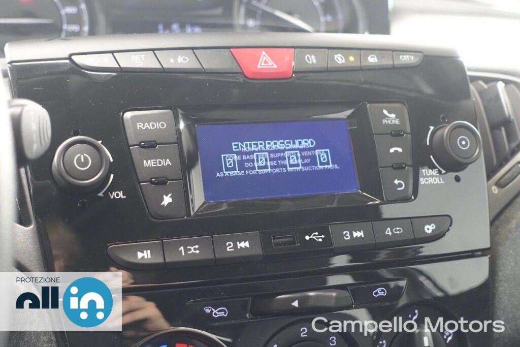 LANCIA Ypsilon 1.0 70cv Hybrid S&S Silver Plus MY23 Usato Mestre Terraglio