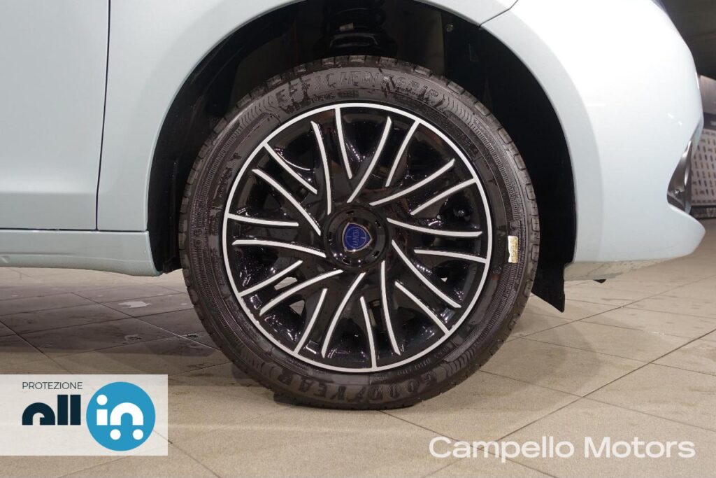 LANCIA Ypsilon 1.0 70cv Hybrid S&S Silver Plus MY23 Usato Mestre Terraglio