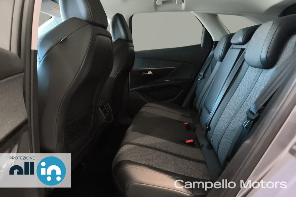 PEUGEOT 3008 1.5 bluehdi 130cv s&s eat8 Allure  Usato Padova
