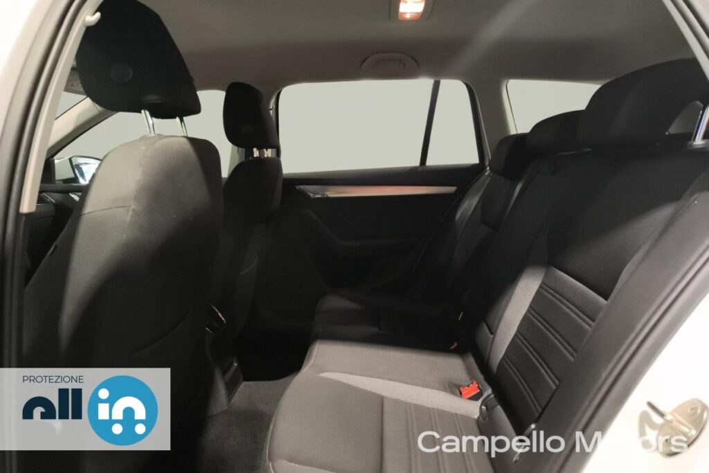 SKODA Octavia Wagon 1.5 G-Tec 130cv Executive DSG Usato Padova