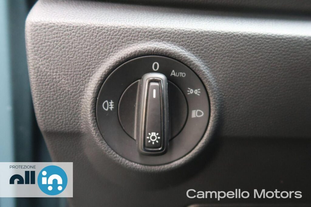 VOLKSWAGEN T-Roc 2.0 TDI 150cv Life DSG Usato Mestre