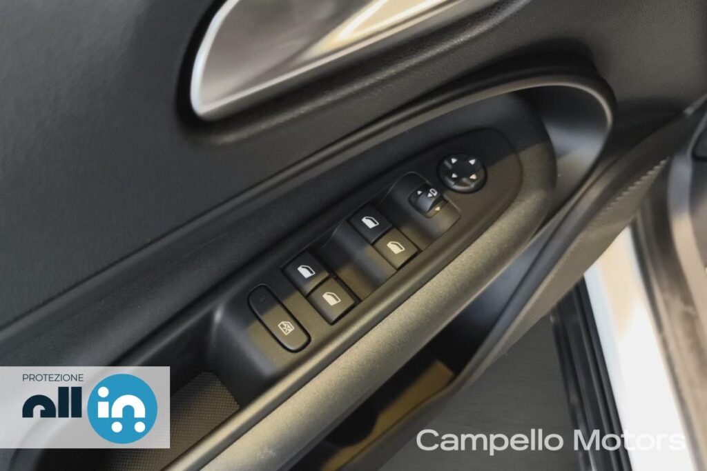 ALFA ROMEO Junior 1.2 Hybrid 136cv Edct6 Q4  Km 0 Mestre Terraglio