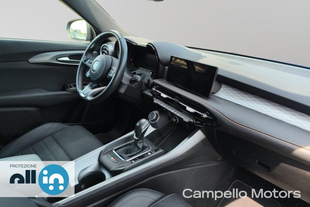 ALFA ROMEO Tonale PHEV 1.3 T4 280cv AT6 Q4 Speciale Usato
