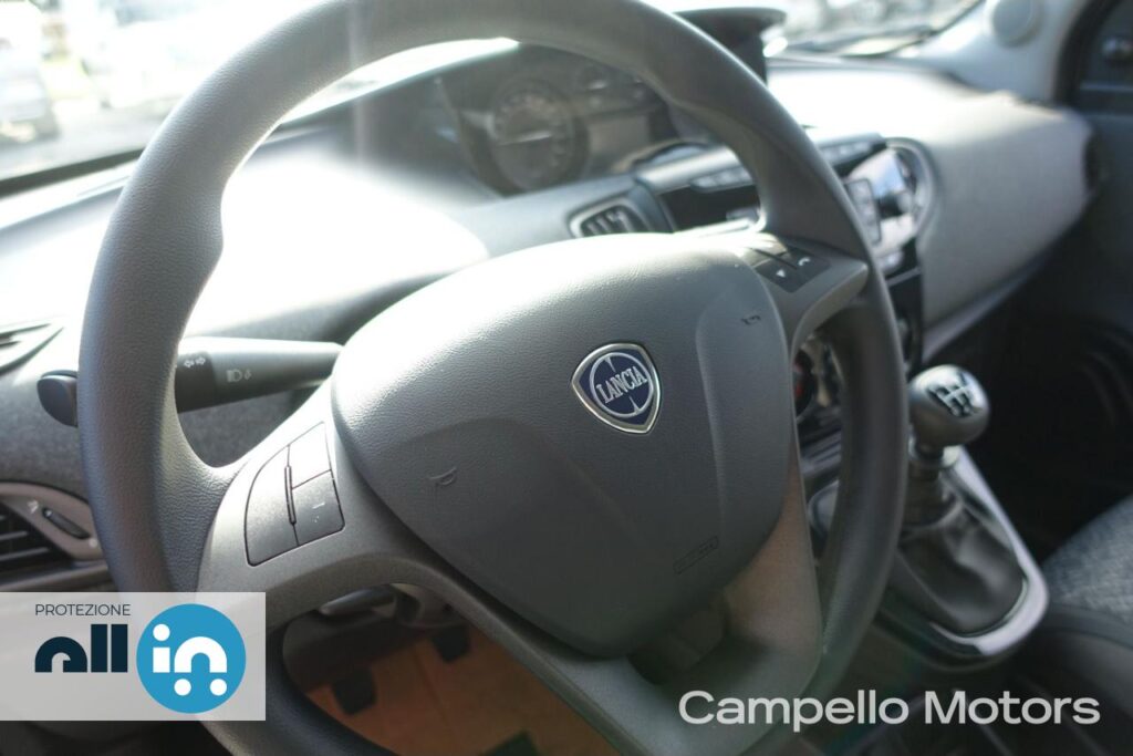 LANCIA Ypsilon 1.0 70cv Hybrid S&S Silver MY23 Usato Mestre
