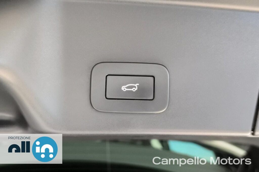 LAND ROVER Range Rover Evoque 2.0D I4 163cv AWD Auto SE Usato Mirano