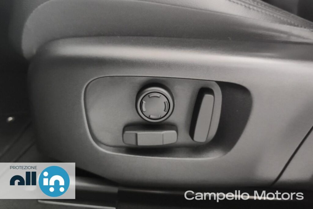 LAND ROVER Range Rover Evoque 2.0D I4 163cv AWD Auto SE Usato Mirano