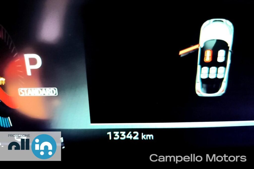 NISSAN Juke 1.6 HEV N-Connecta Usato Padova
