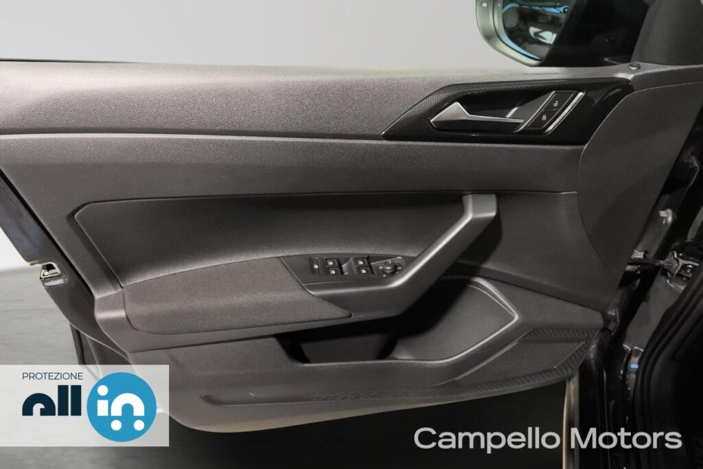VOLKSWAGEN Taigo 1.0 TSI 95cv Life Usato Padova