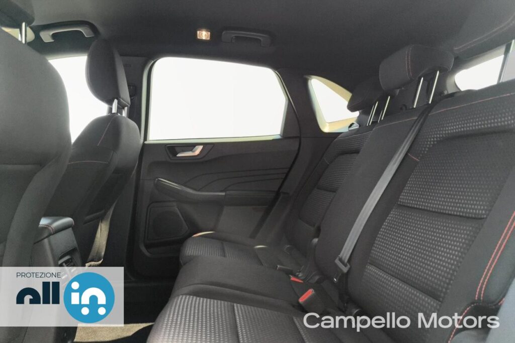FORD Kuga 2.0 ecoblue 120cv ST-Line 2wd auto Usato Mestre