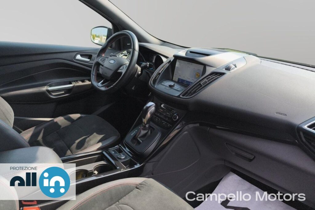 FORD Kuga 2.0 TDCi 150cv s&s ST-Line AWD powershift Usato Mestre