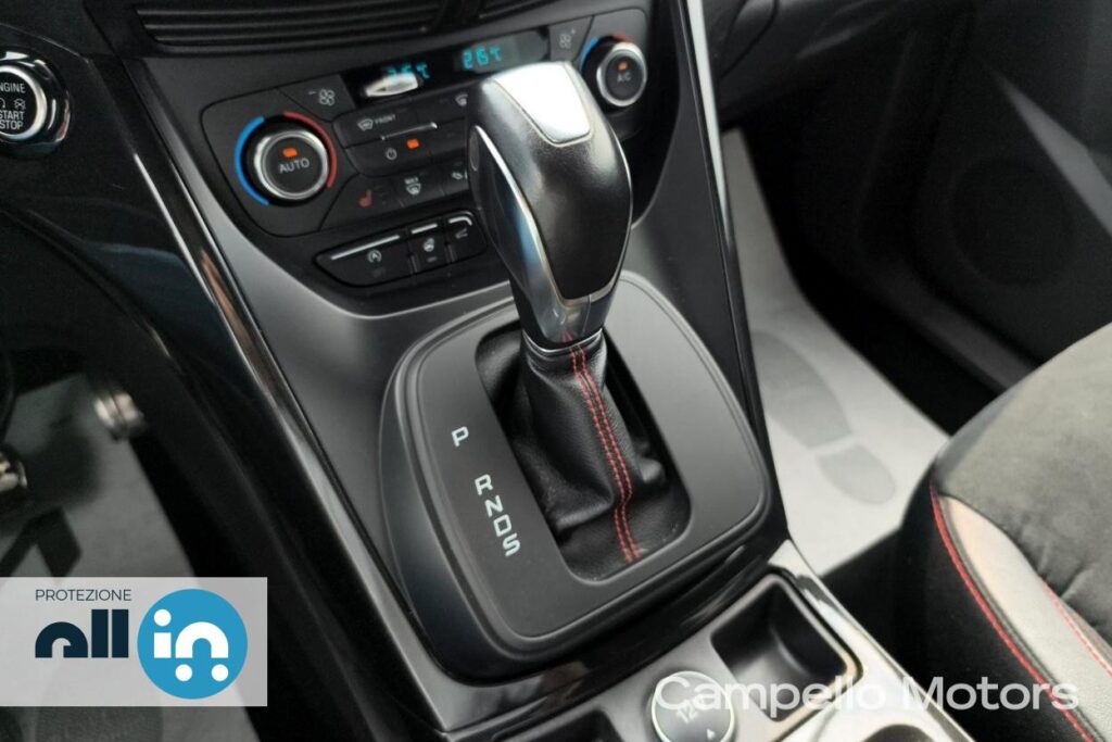 FORD Kuga 2.0 TDCi 150cv s&s ST-Line AWD powershift Usato Mestre
