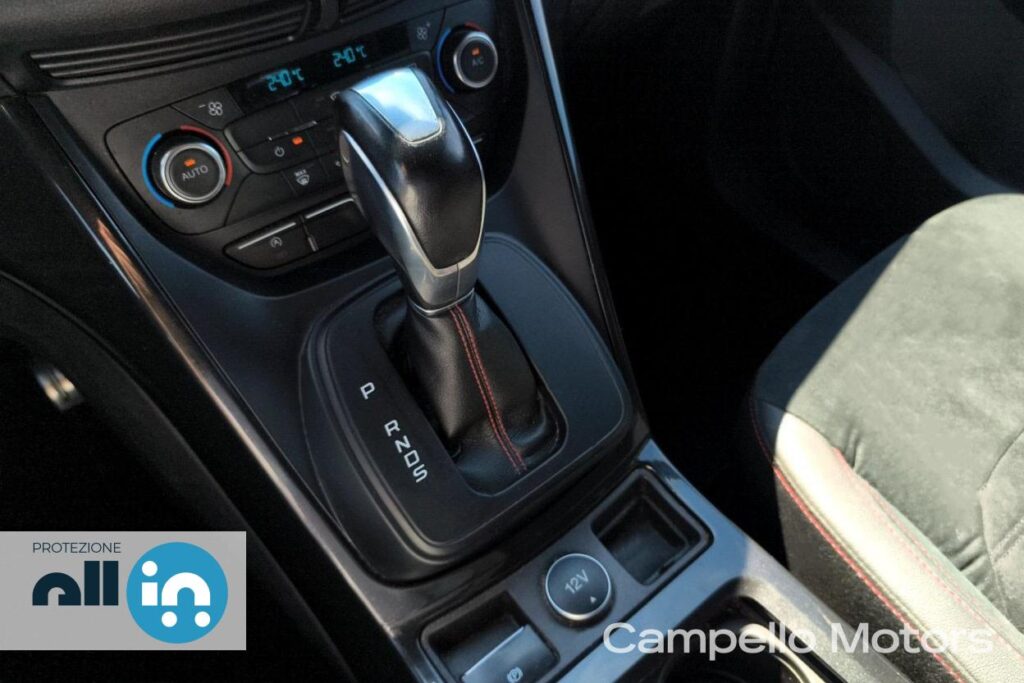 FORD Kuga 2.0 tdci s&s 2wd 120cv ST-Line powershift Usato Mestre Terraglio