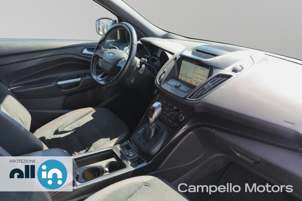 FORD Kuga 2.0 tdci s&s 2wd 120cv ST-Line powershift Usato Mestre Terraglio