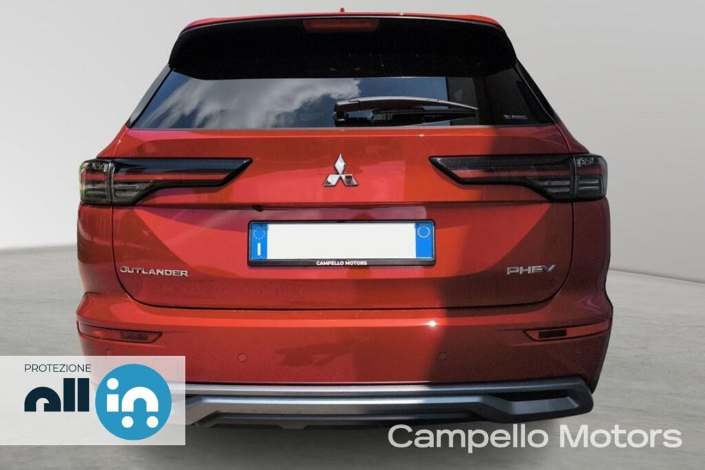 MITSUBISHI Outlander PHEV 2.4L INTENSE 4WD Usato