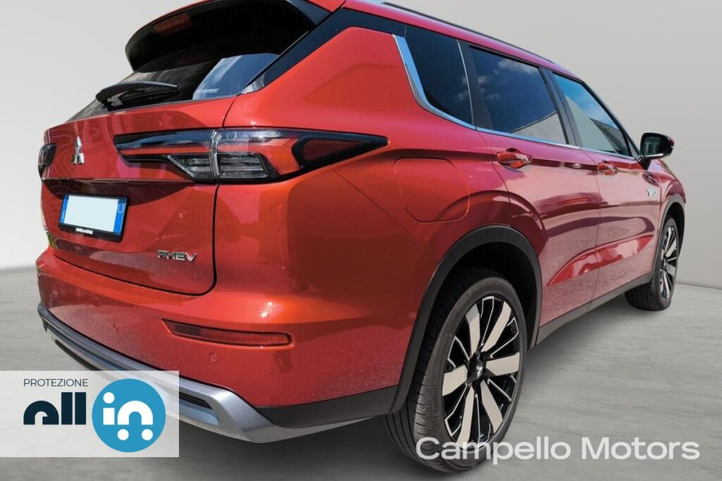 MITSUBISHI Outlander PHEV 2.4L INTENSE 4WD Usato