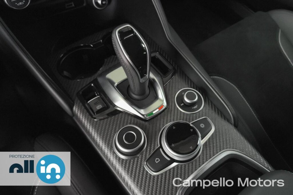ALFA ROMEO Giulia Quadrifoglio 2.9 V6 Bi-Turbo 520cv My24  Km 0 Mestre Terraglio