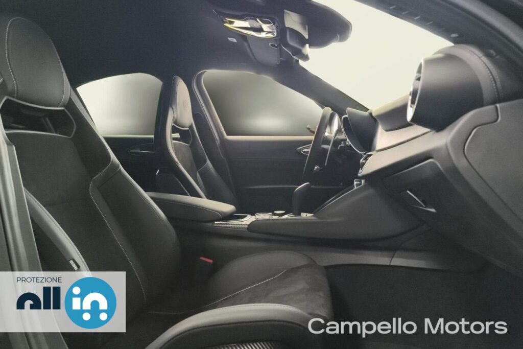ALFA ROMEO Giulia Quadrifoglio 2.9 V6 Bi-Turbo 520cv My24  Km 0 Mestre Terraglio
