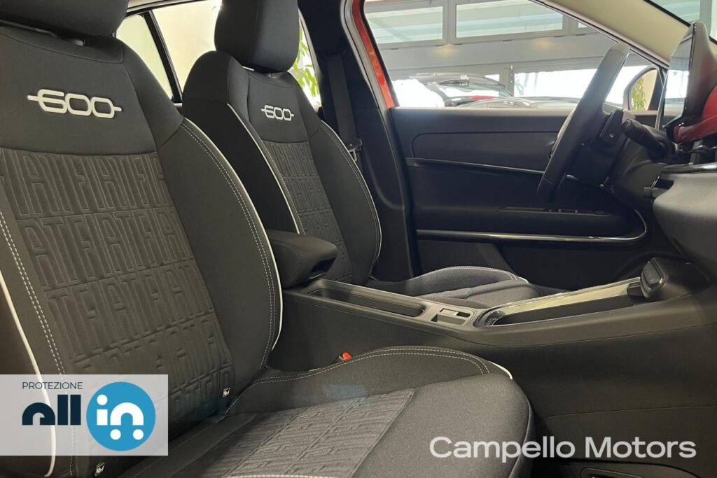 FIAT 600 1.2 Hybrid 100cv Serie Speciale Icon Km 0 Mirano